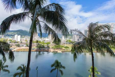 Hawaiian Monarch Upgraded Modern Studio Гонолулу Екстер'єр фото
